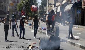 الفلسطينيون يتصدون للاحتلال الإسرائيلي في القدس