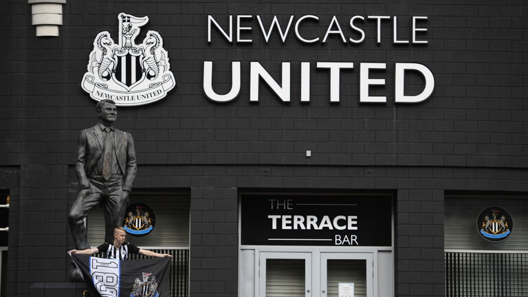 أندية البريميرليغ تصدم نيوكاسل ومانشستر سيتي وملاكهم العرب